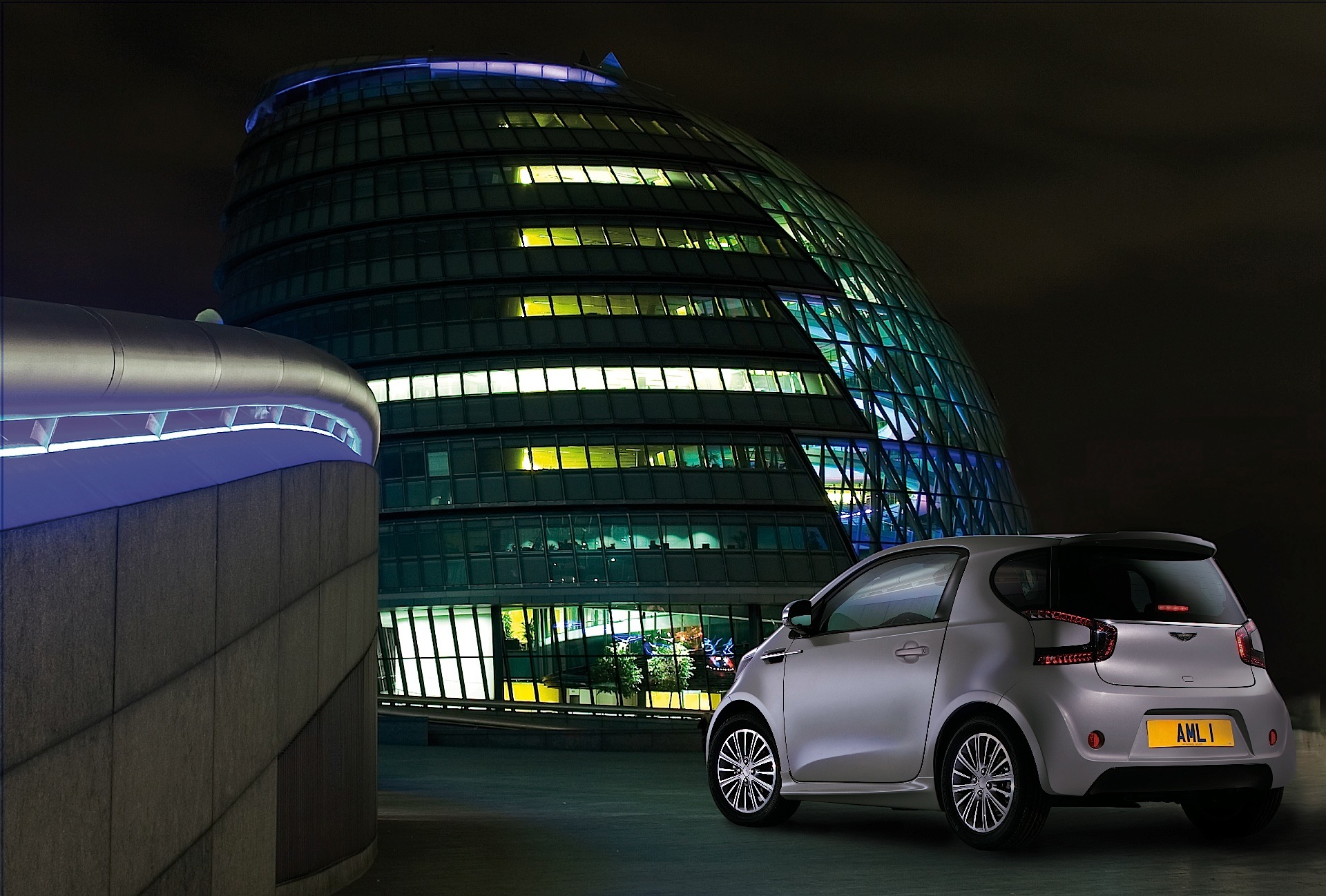 Aston Martin Cygnet photo 24