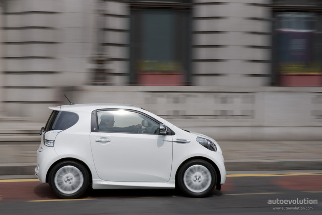 Aston Martin Cygnet Foto 10