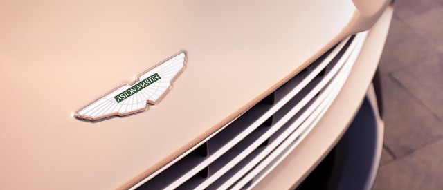 Aston Martin Db11 Volante foto 14