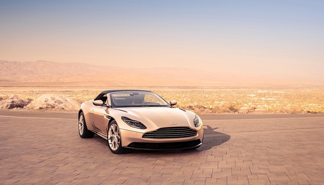 Aston Martin Db11 Volante foto 18