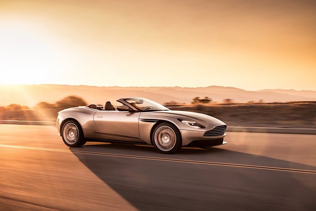 Aston Martin Db11 Volante foto 2