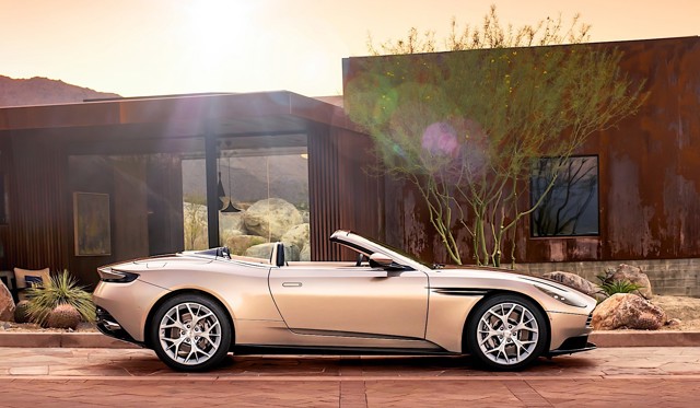 Aston Martin Db11 Volante foto 4