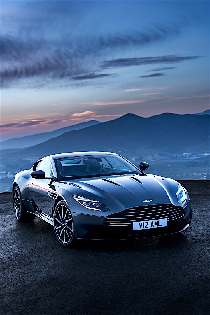 Aston Martin Db11 photo 14