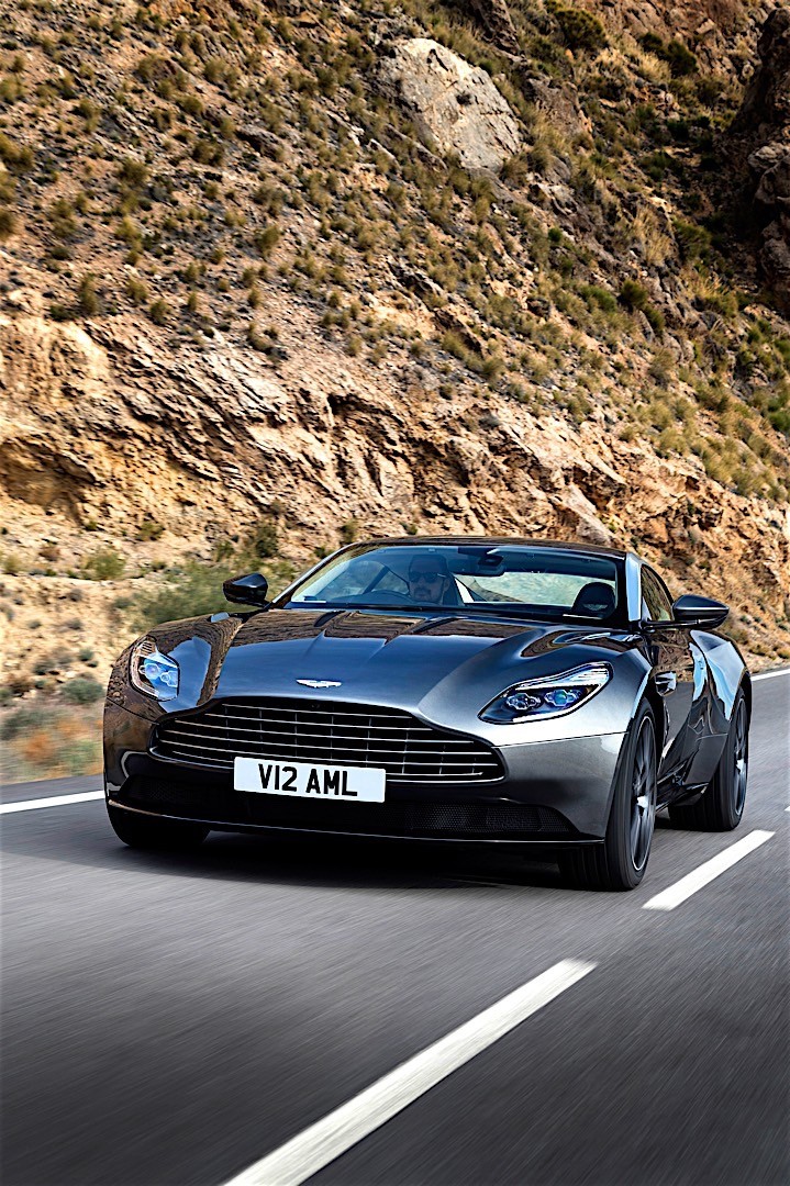 Aston Martin Db11 photo 16