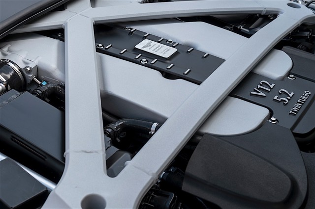 Aston Martin Db11 photo 73