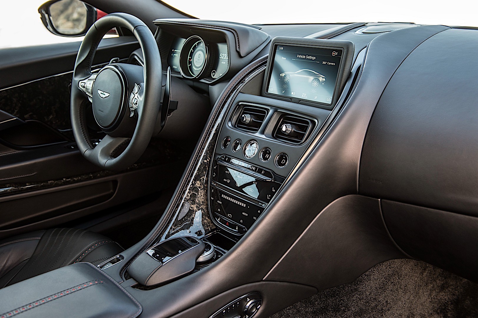 Aston Martin Db11 photo 81