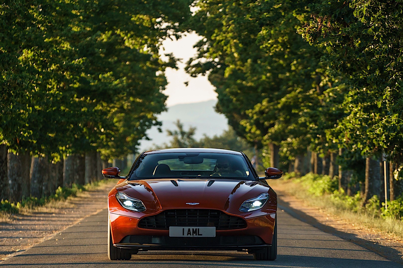 Aston Martin Db11 photo 45