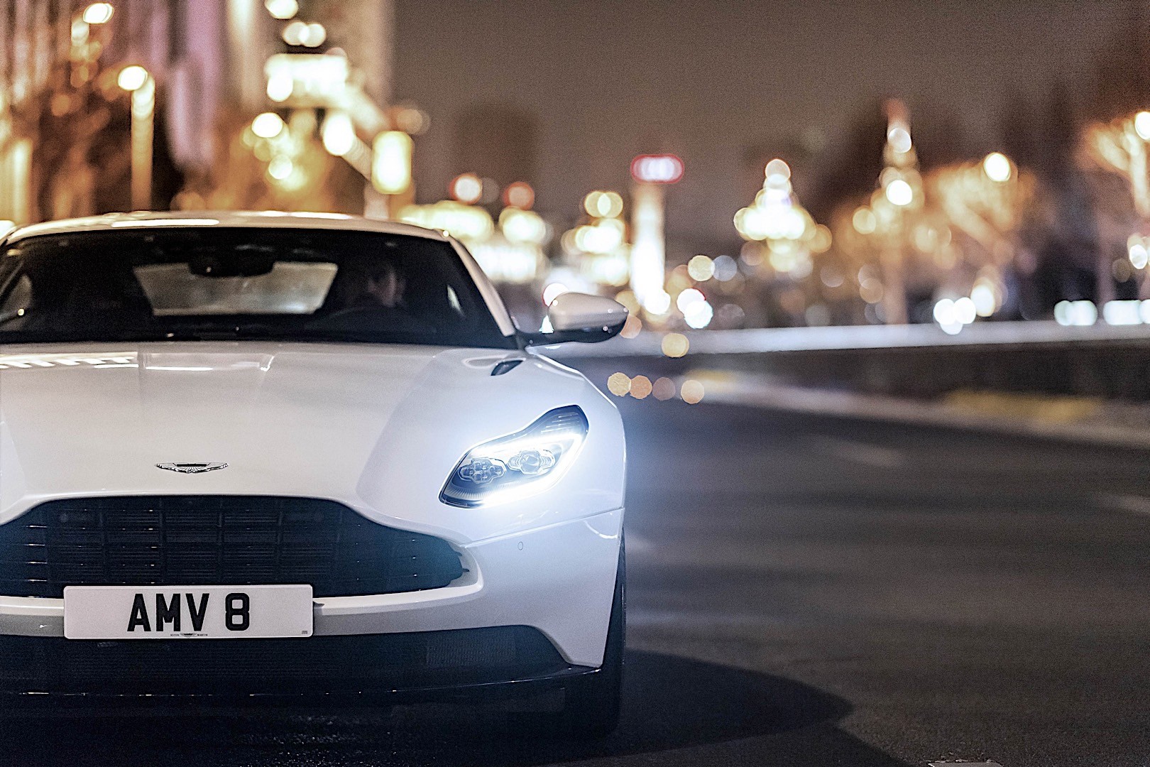 Aston Martin Db11 photo 69