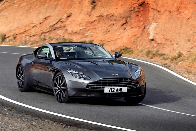 Aston Martin Db11 photo 6