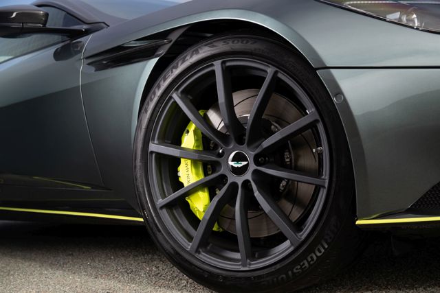 Aston Martin Db11 foto 6