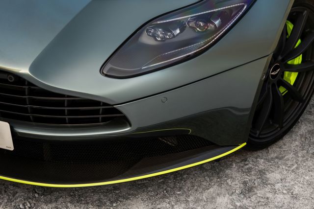Aston Martin Db11 foto 12