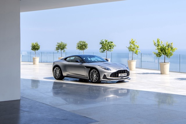 Aston Martin Db12 Foto 108