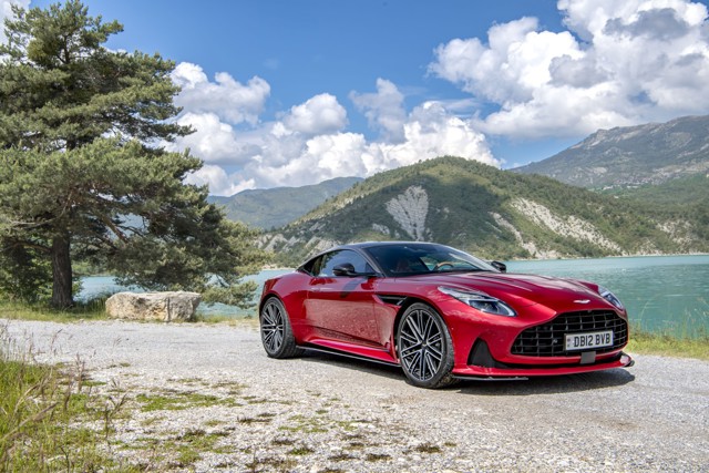 Aston Martin Db12 Foto 113