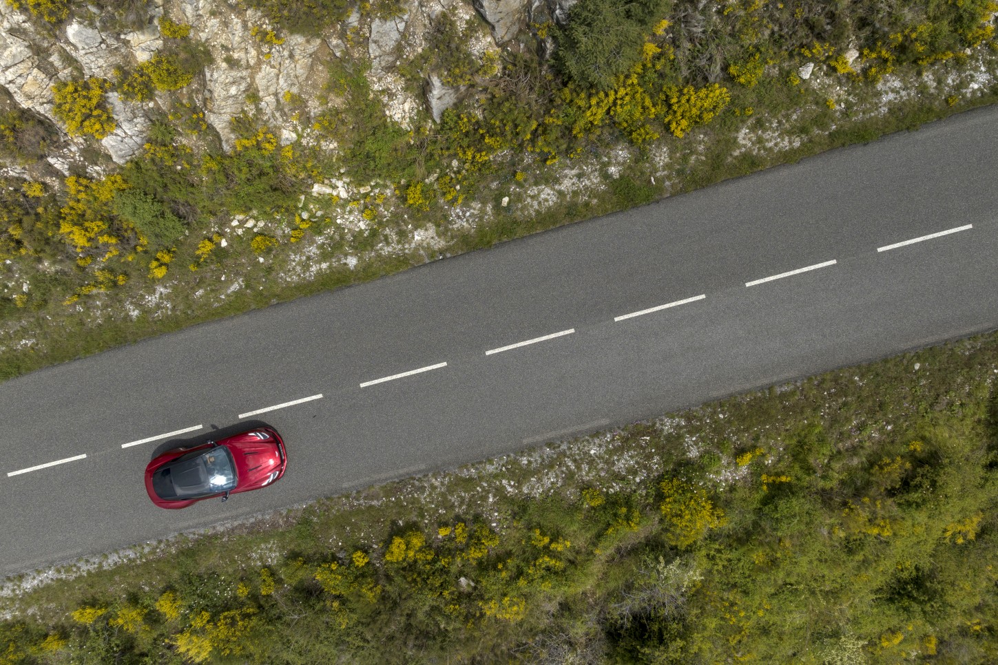 Aston Martin Db12 photo 120