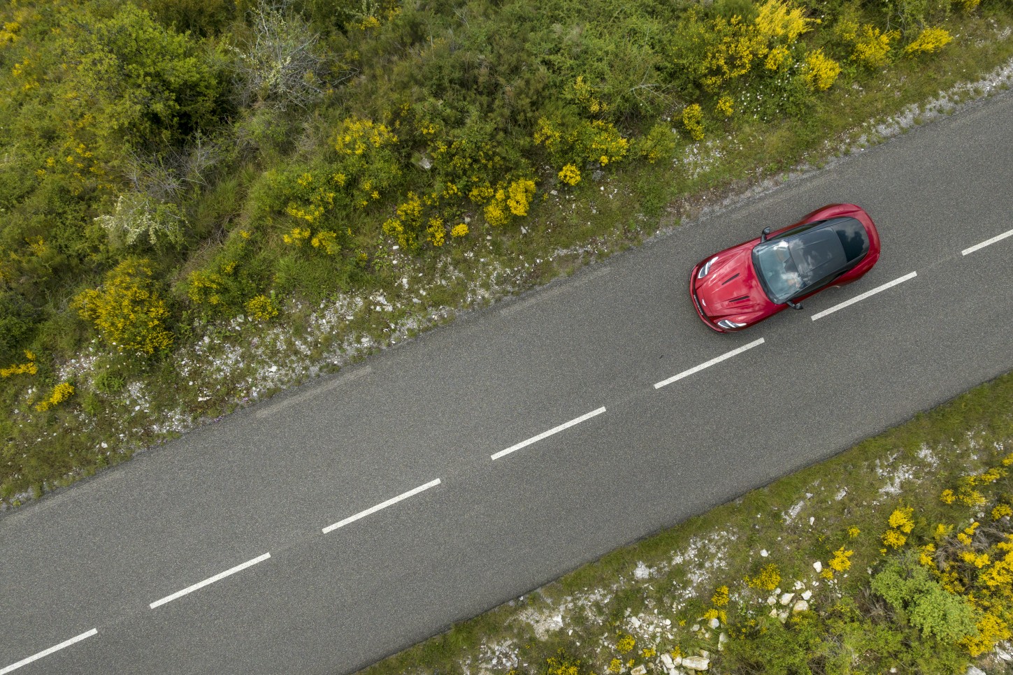 Aston Martin Db12 photo 123