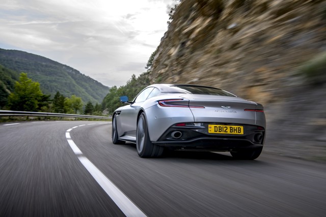 Aston Martin Db12 Foto 137