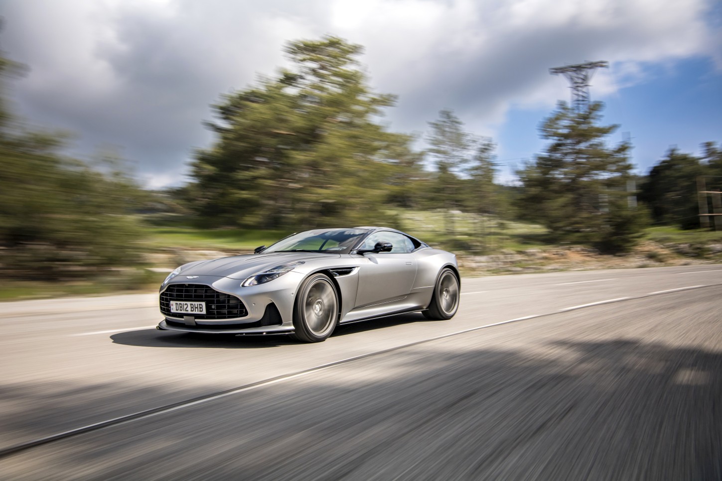 Aston Martin Db12 photo 140