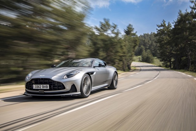Aston Martin Db12 Foto 142