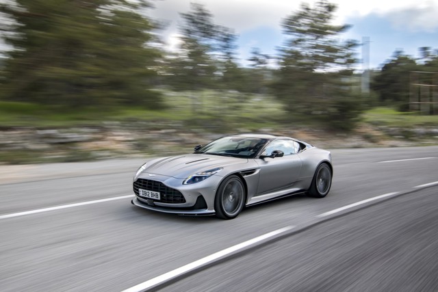 Aston Martin Db12 Foto 144