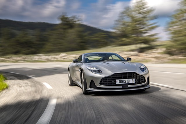 Aston Martin Db12 Foto 148