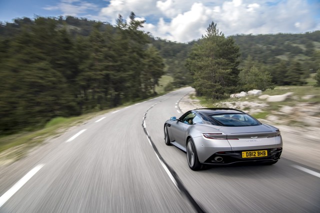 Aston Martin Db12 Foto 152