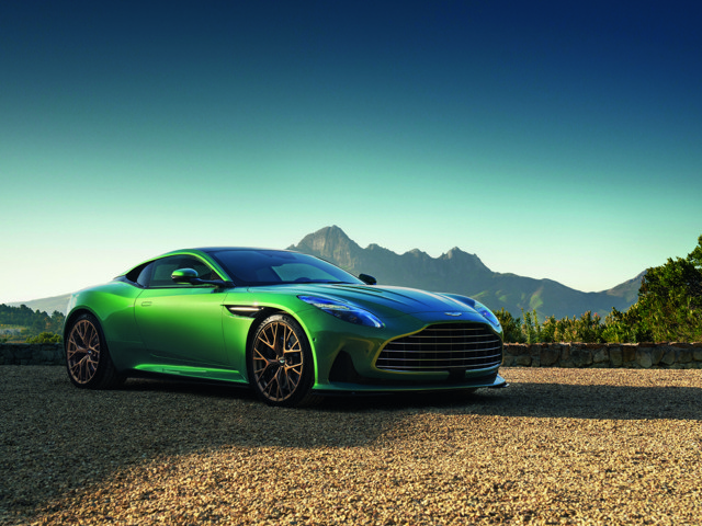 Aston Martin Db12 Foto 24