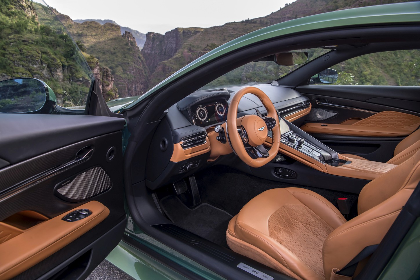 Aston Martin Db12 photo 172