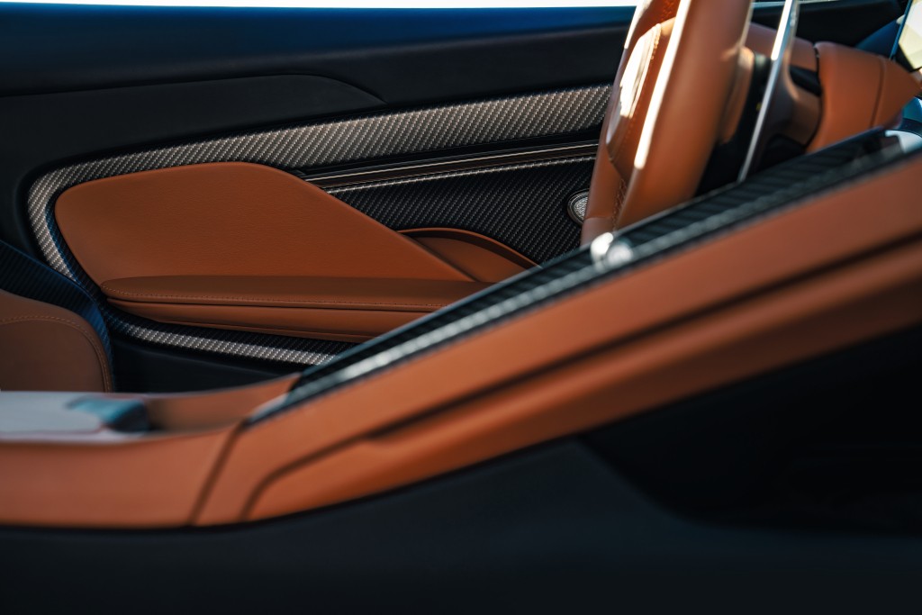 Aston Martin Db12 photo 162