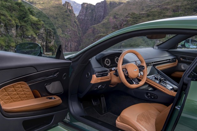 Aston Martin Db12 Foto 176
