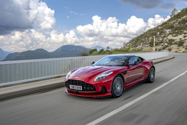 Aston Martin Db12 Foto 43