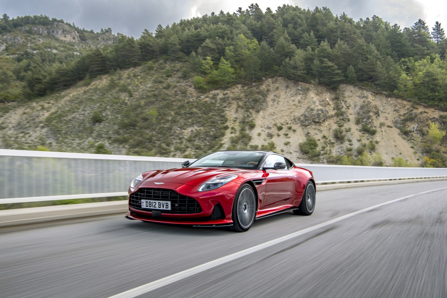 Aston Martin Db12 photo 50