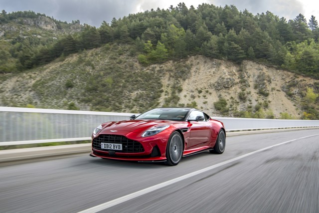 Aston Martin Db12 Foto 50