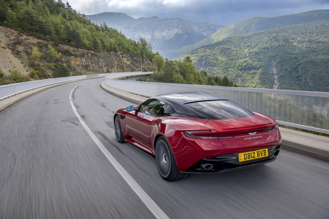 Aston Martin Db12 Foto 52