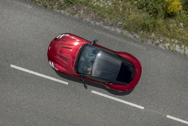 Aston Martin Db12 Foto 62