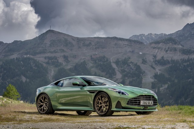Aston Martin Db12 Foto 66