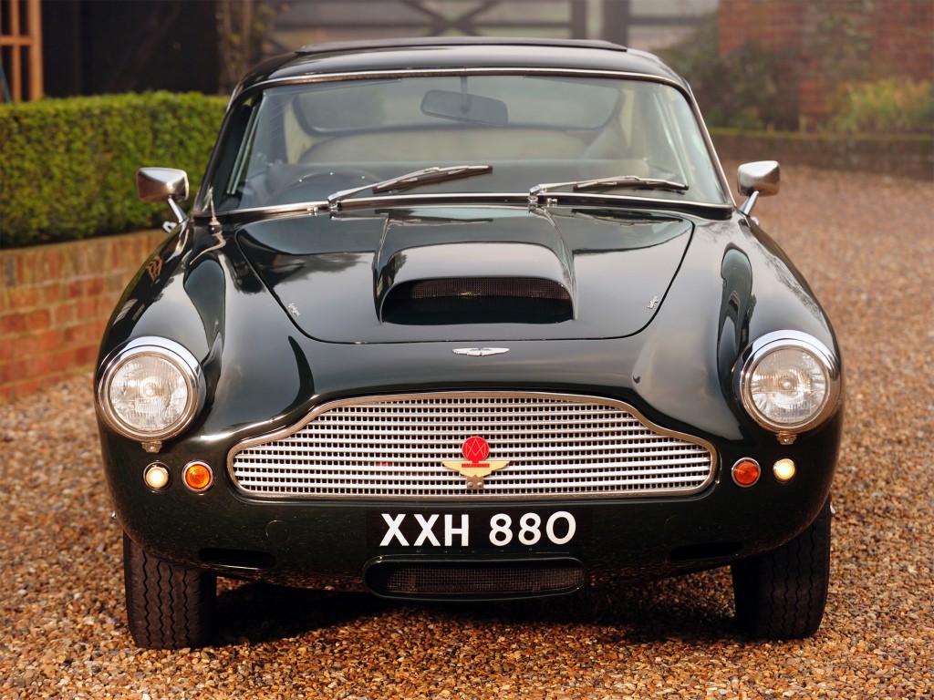 Aston Martin Db4 photo 2