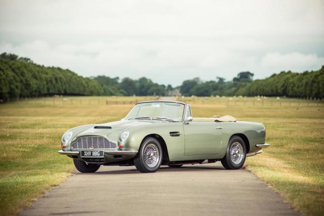 Aston Martin Db6 Volante photo 6