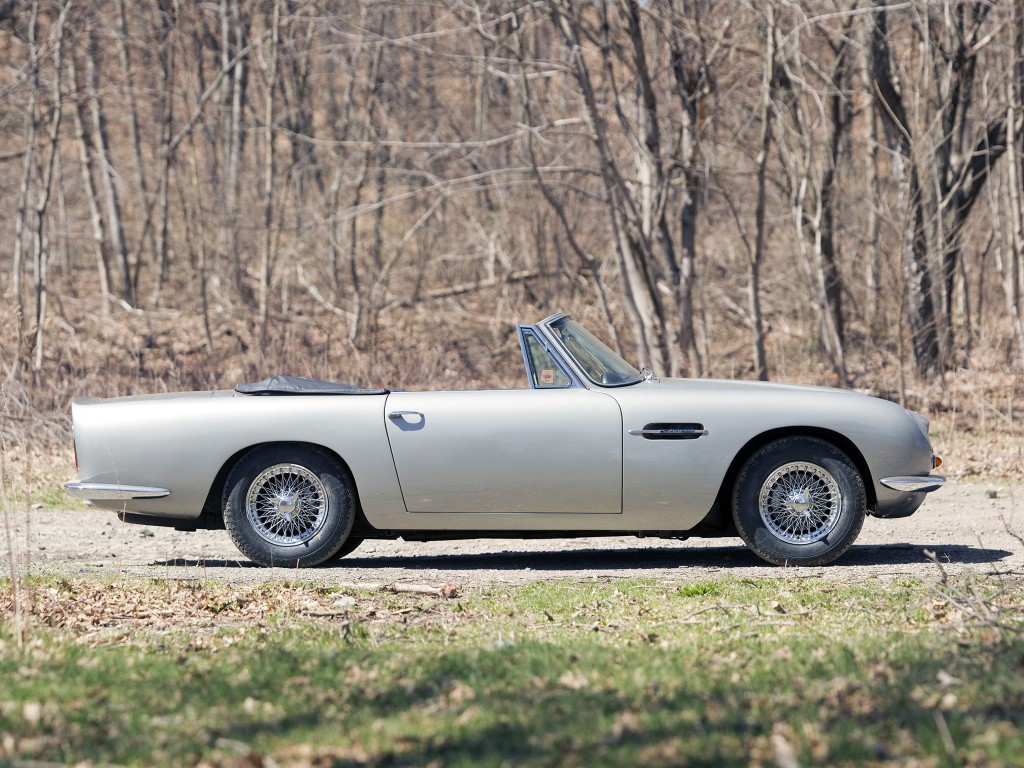 Aston Martin Db6 Volante photo 8