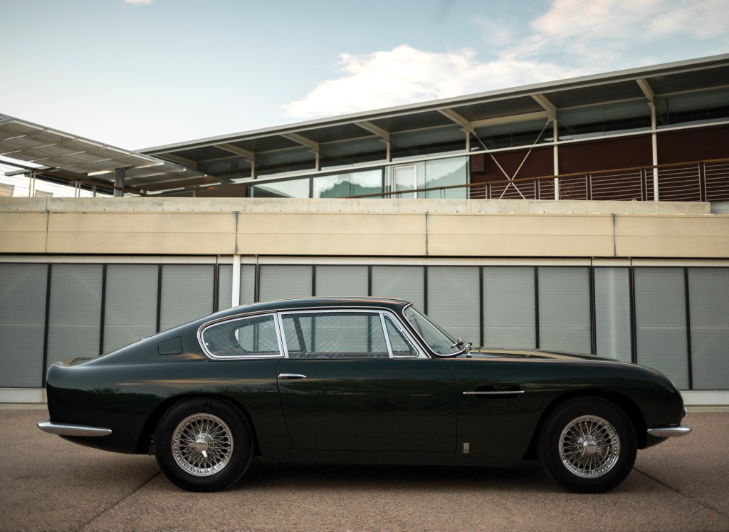 Aston Martin Db6 photo 6