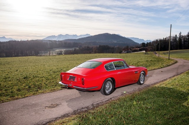 Aston Martin Db6 foto 18
