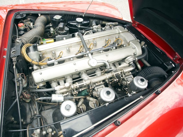 Aston Martin Db6 foto 28
