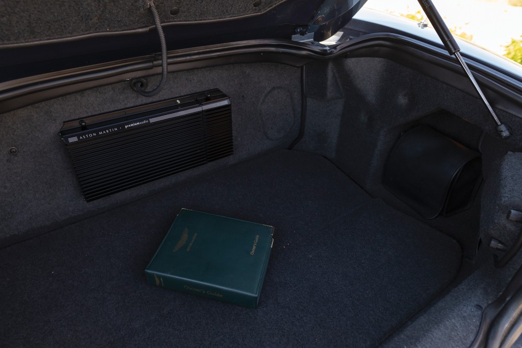 Aston Martin Db7 Volante photo 45