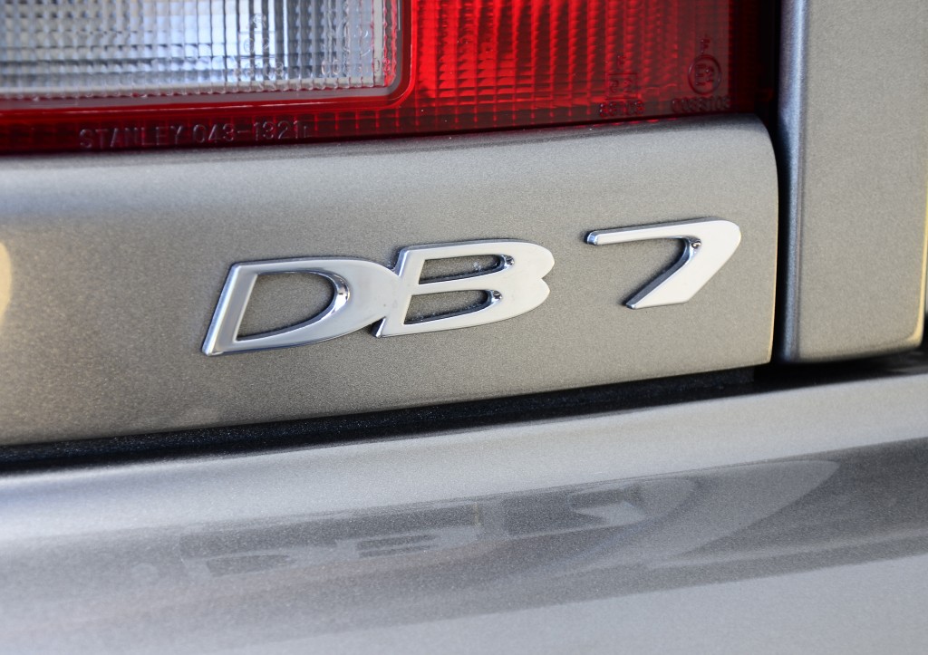 Aston Martin Db7 Volante photo 19