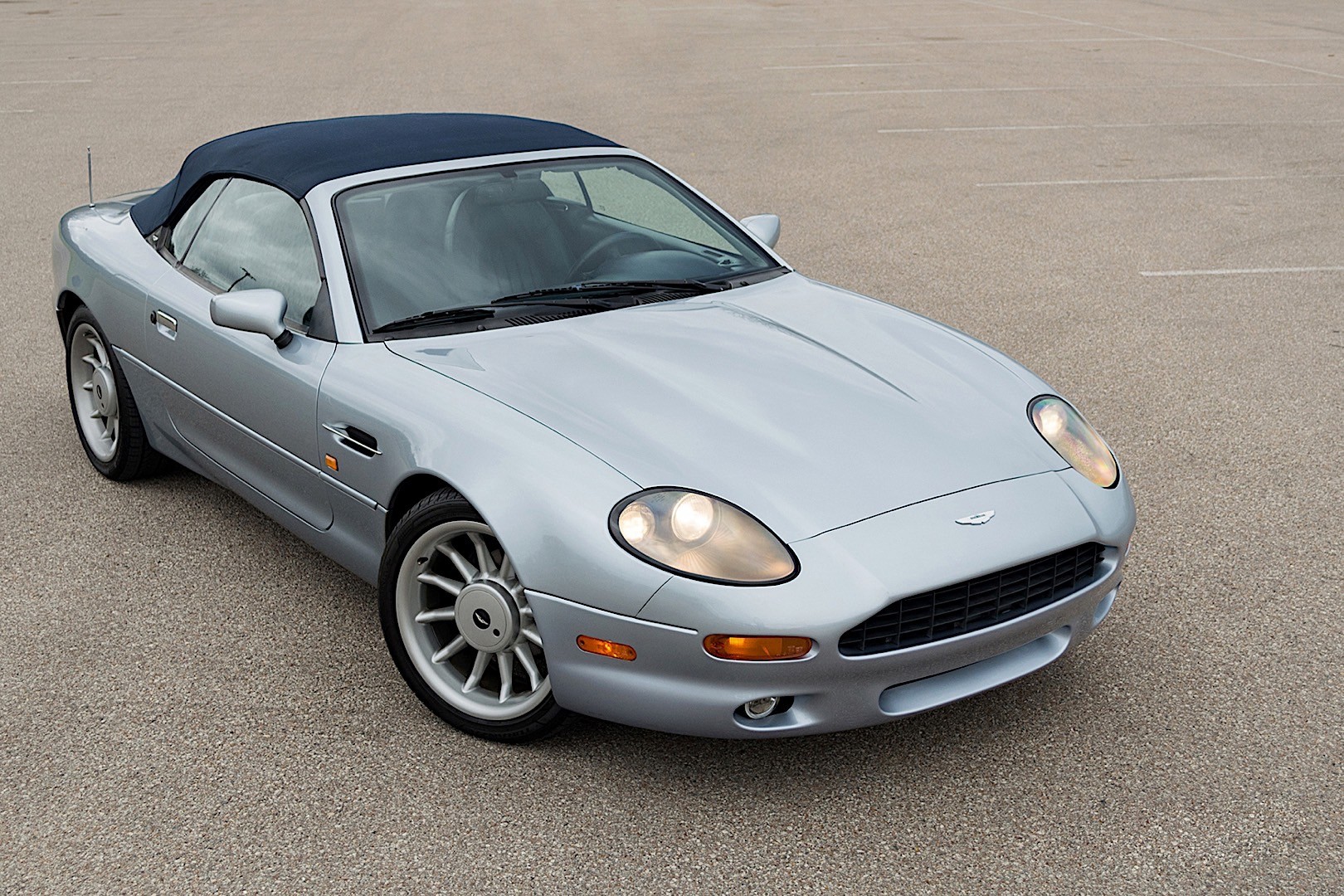 Aston Martin Db7 Volante photo 15