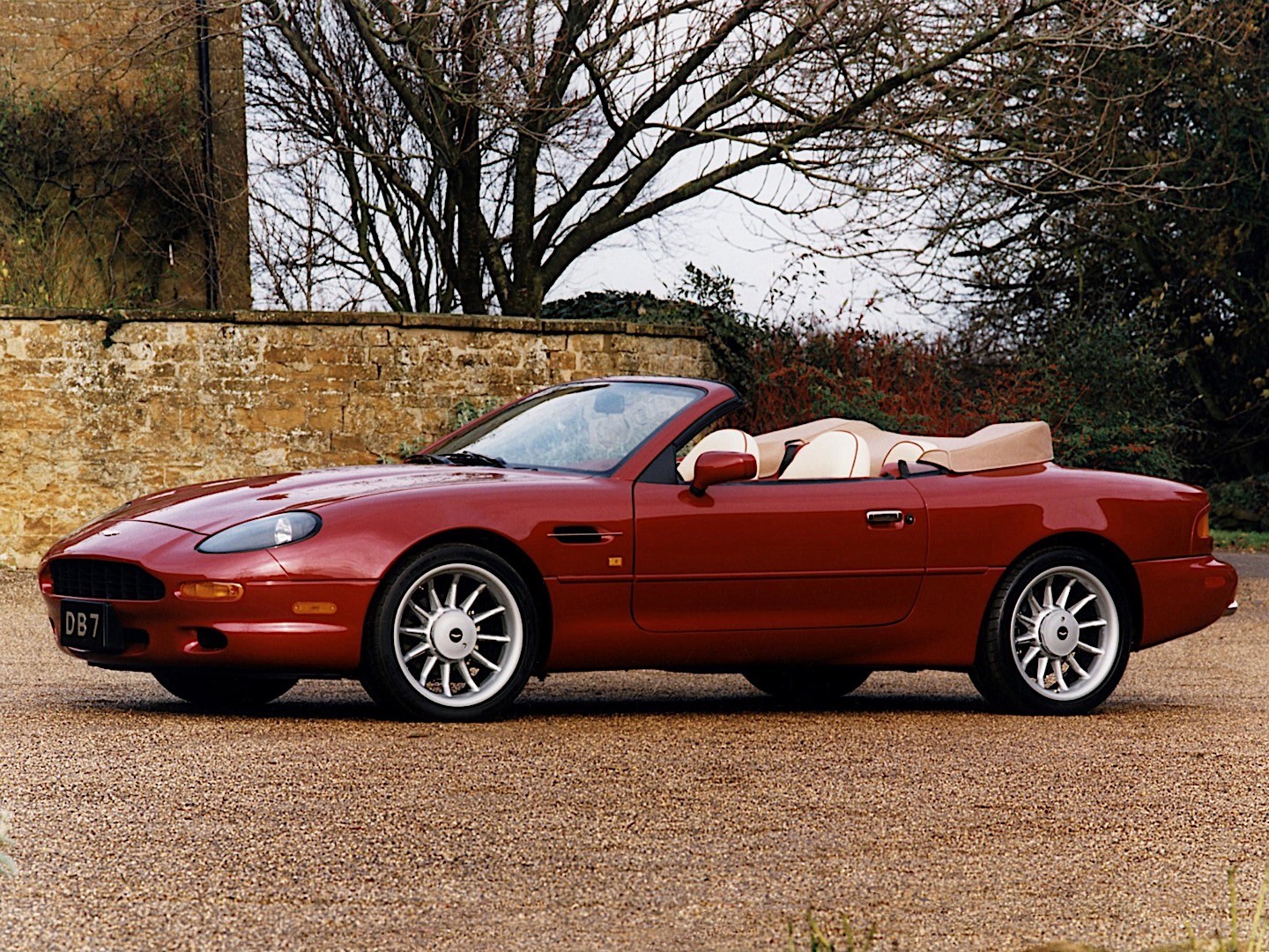 Aston Martin Db7 Volante photo 4