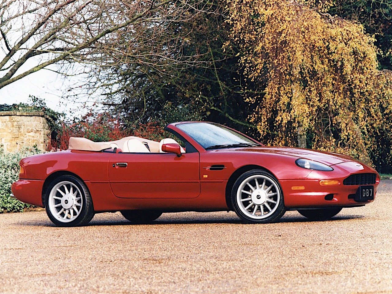Aston Martin Db7 Volante photo 7