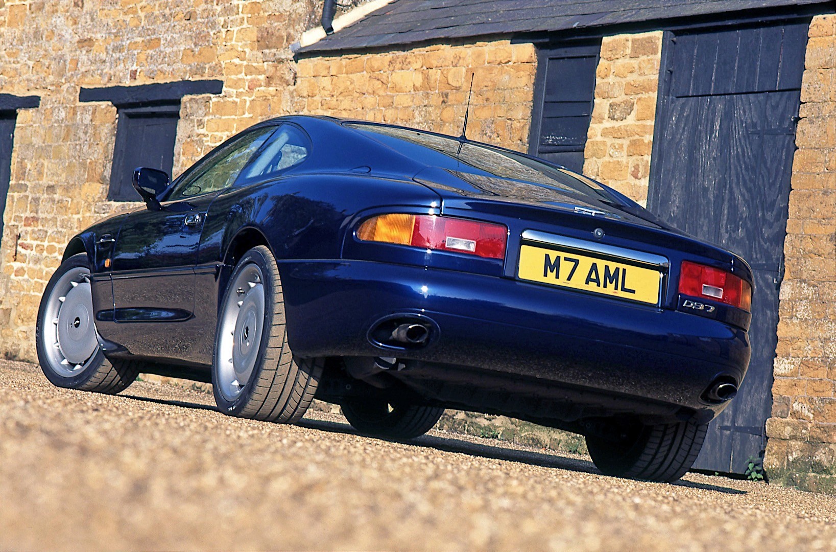 Aston Martin Db7 photo 8