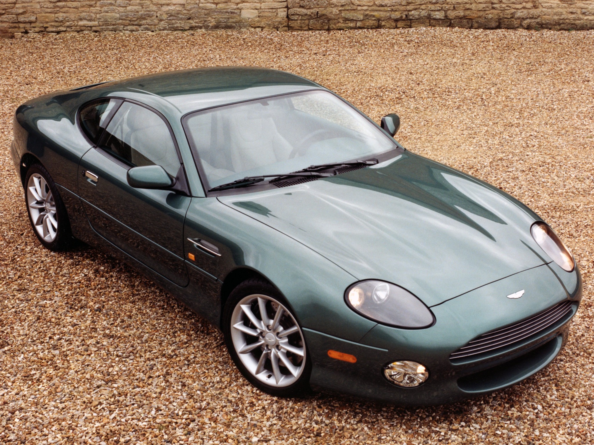 Aston Martin Db7 photo 10