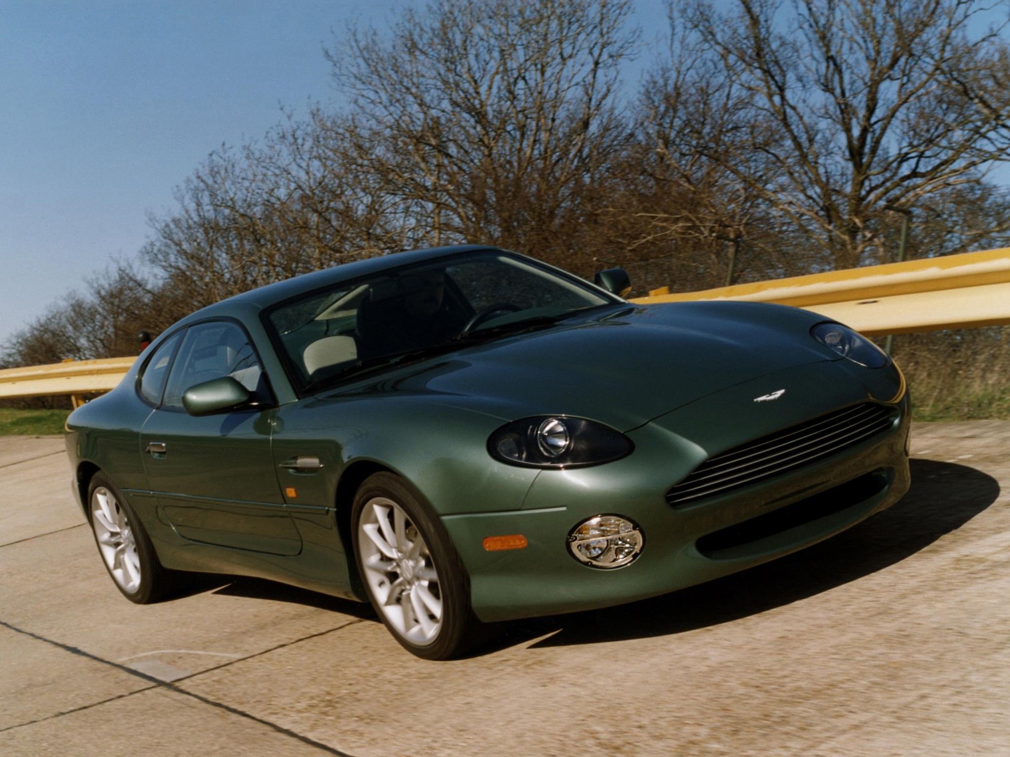 Aston Martin Db7 photo 11