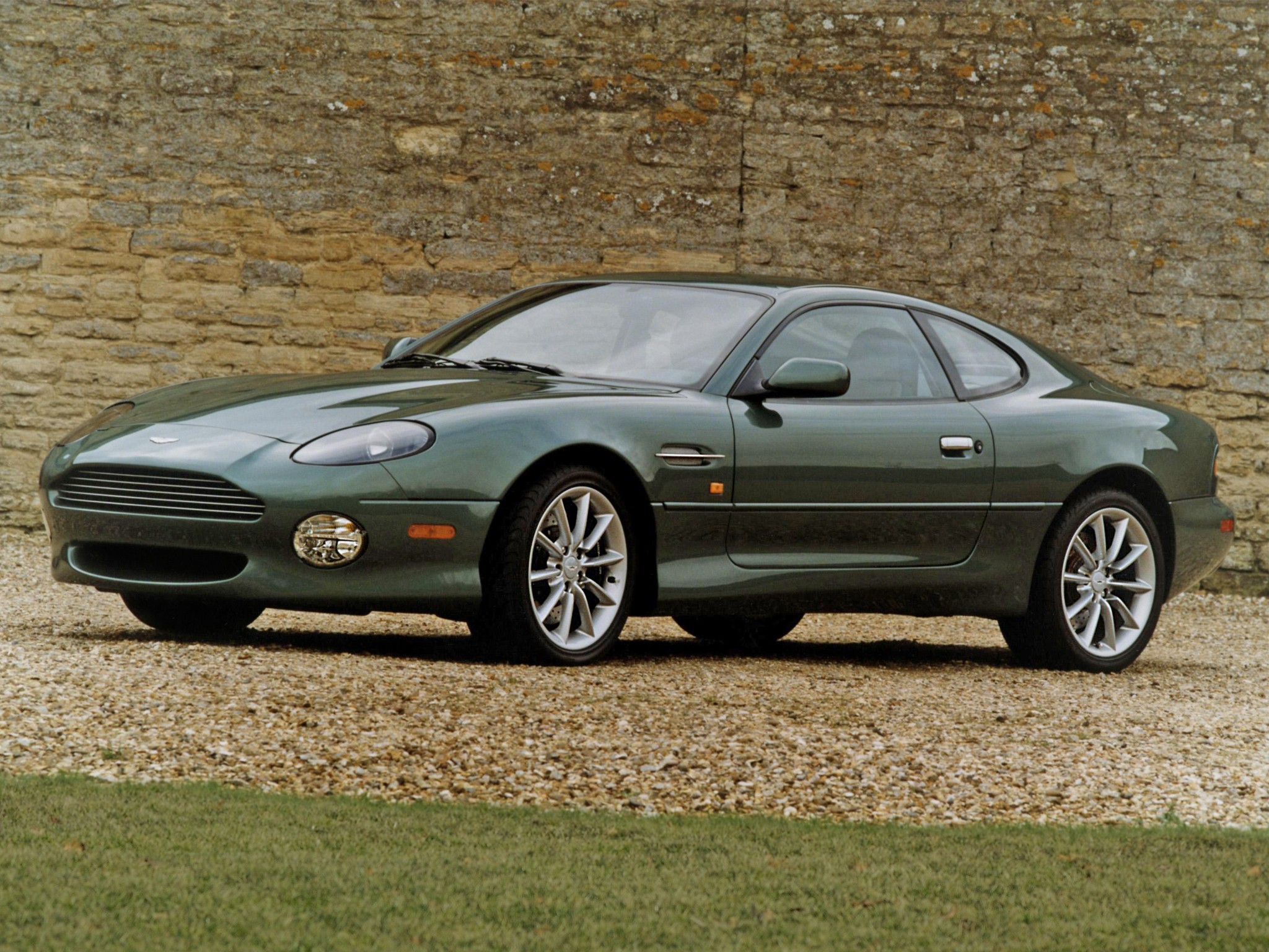 Aston Martin Db7 photo 12
